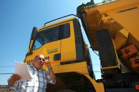 PROTECŢIA CONSUMATORULUI: „Instanţa ţine cu datornicul care are de plătit 9.000 de lei”