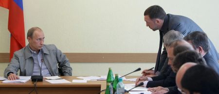Putin l-a umilit în direct pe Deripaska