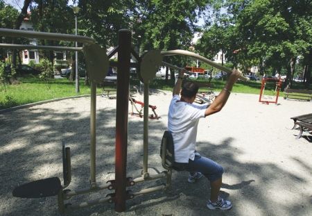 Şedinţe de fitness gratuit, în parcuri