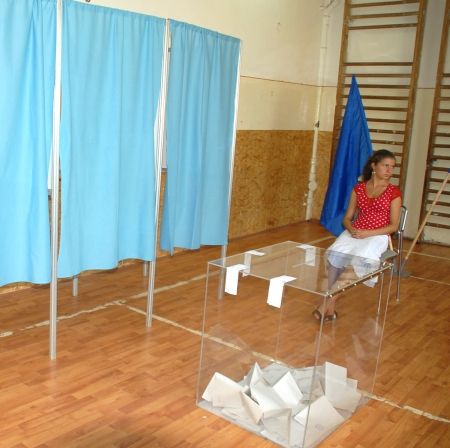 Vot obligatoriu sau schimbarea zilei de vot? | VIDEO