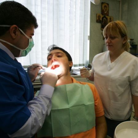 Cabinetul stomatologic al seropozitivilor, închis