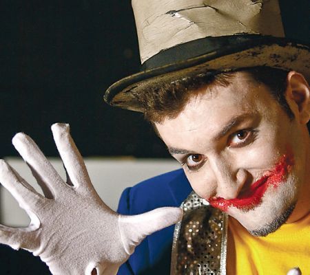 Smiley (pur) şi Simplu, la casa de nebuni