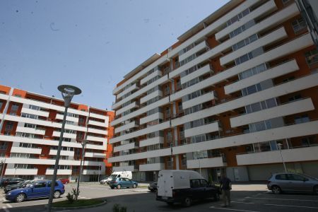 Nu se pot vinde locuinţe cu 500 euro pe metru pătrat