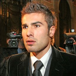 Mutu: "Aştept decizia"