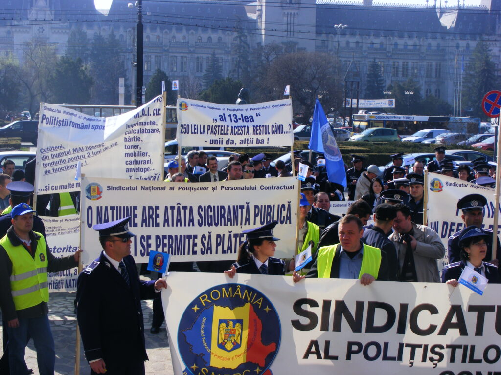 Poliţiştii din toată ţara vor ieşi în stradă după Sărbătorile de Paşte