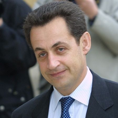 Socialiştii fac un pas spre înlăturarea lui Sarkozy