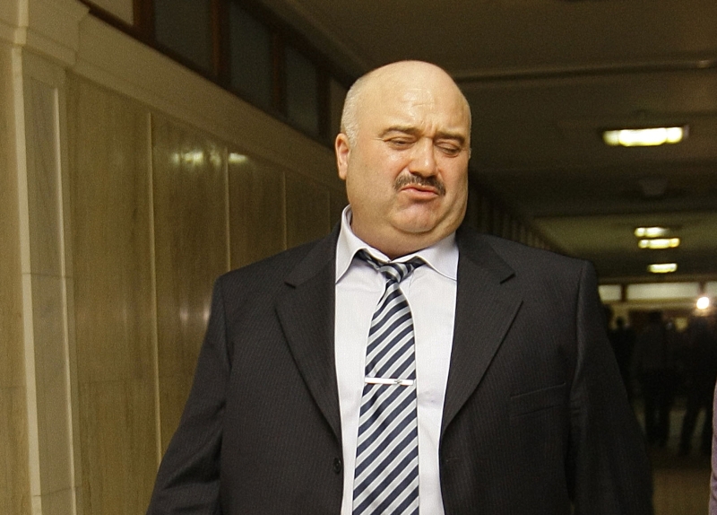 Voicu, externat şi liber să plece din ţară