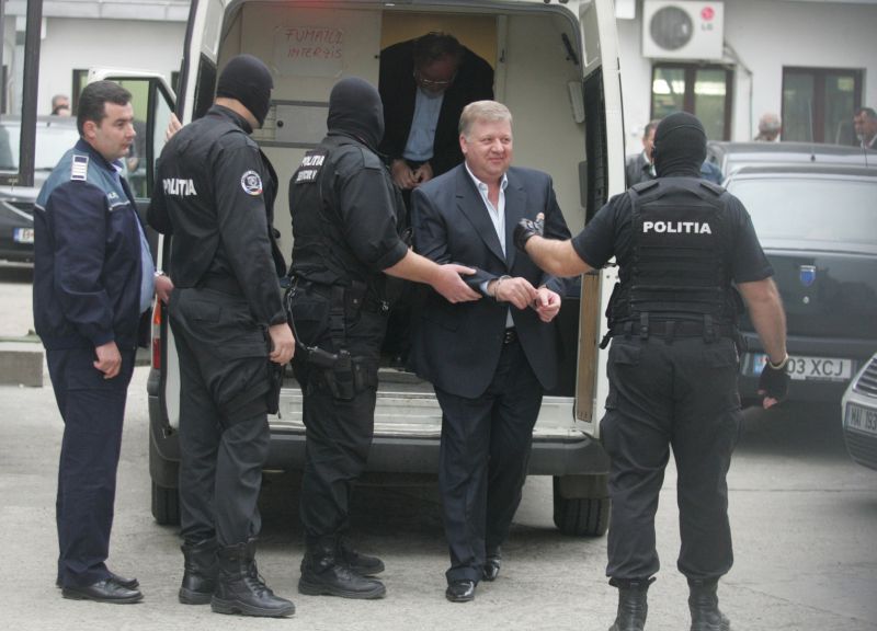 Costiniu, Căşuneanu şi Locic, în arest pentru 29 de zile