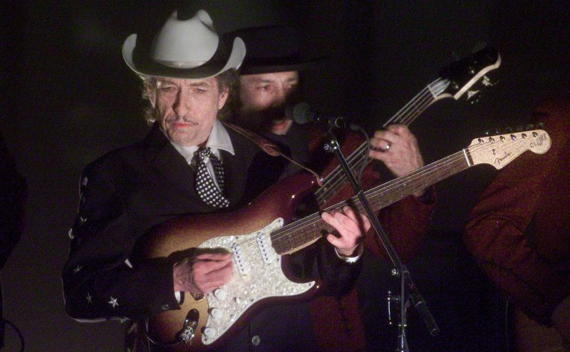 Dylan vine la Bucureşti după ce va fi omagiat la New York