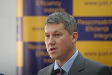 Guvernul caută soluţii pentru salvarea ANI