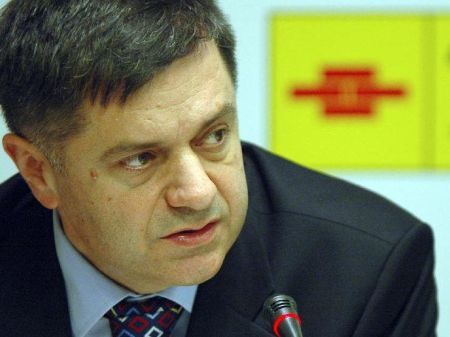 Președintele Eximbank își va discuta salariul de 20.000 de euro cu Boc