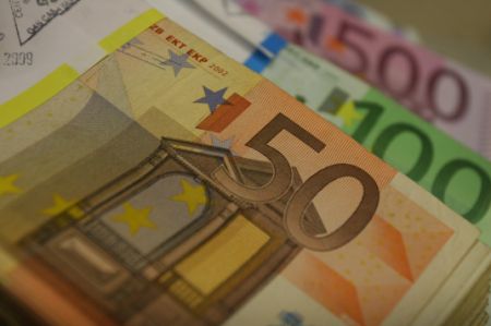 COVID-19: UE alocă peste 3 miliarde EUR pentru Sănătate