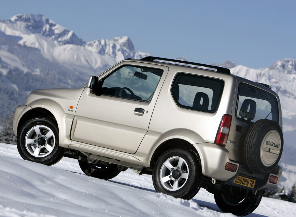 Suzuki Jimny, patru decenii de 4x4