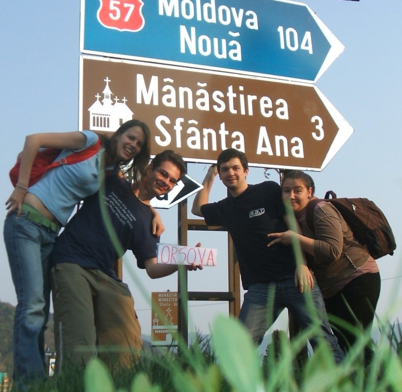 Cum să parcurgi 120.000 de kilometri cu „ia-mă, nene!”