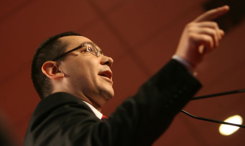 Ponta: Băsescu vrea război între categoriile sociale