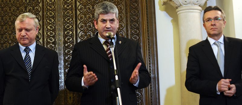 Sârbu, Oprea, Diaconescu, la conducerea UNPR