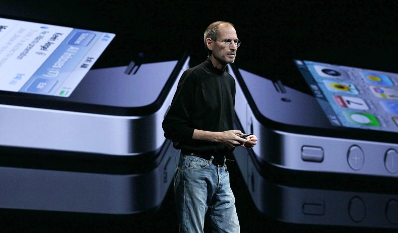 Apple iPhone 4, record de vânzări