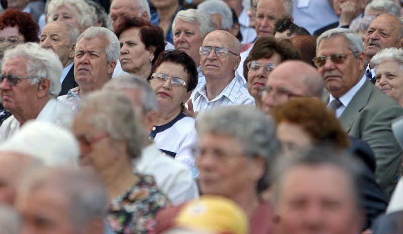 Aviva Pensia Max, primul fond de pensii facultative care iese de pe piaţă