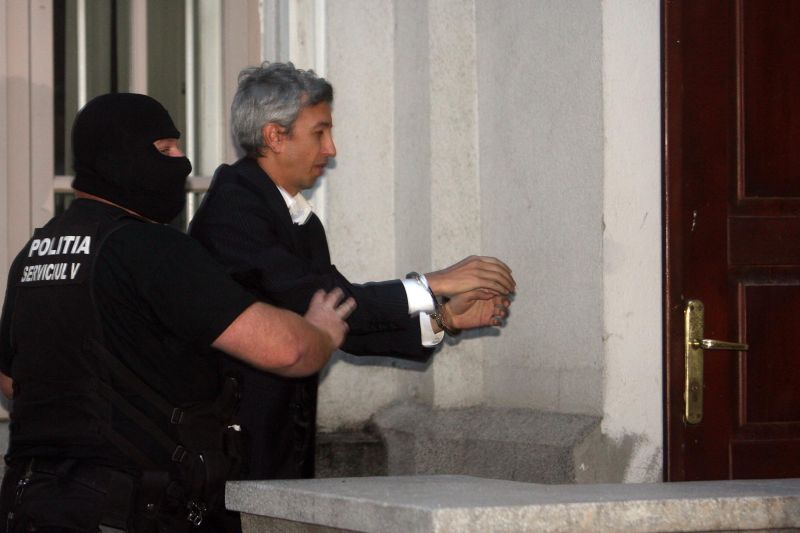 Dan Diaconescu, direct şi în reluare în presa internaţională