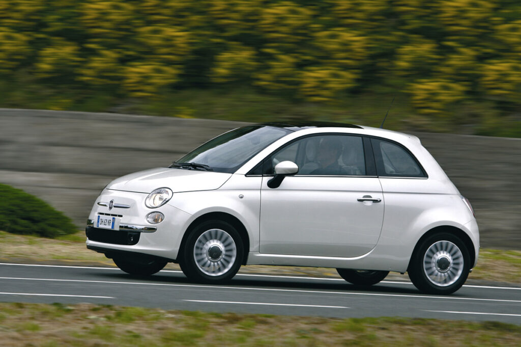Fiat pregătește modelul 500 hibrid