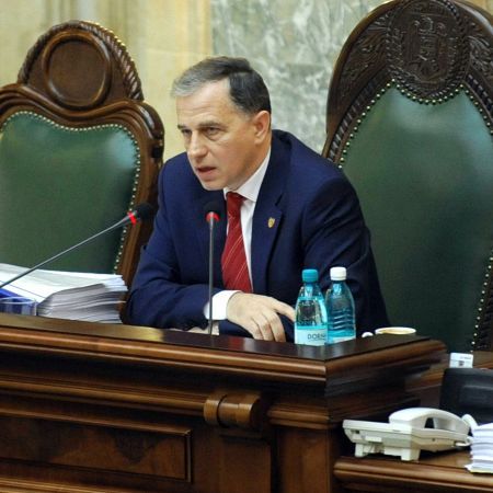 Scandal în Parlament pentru desemnarea judecătorilor la CCR