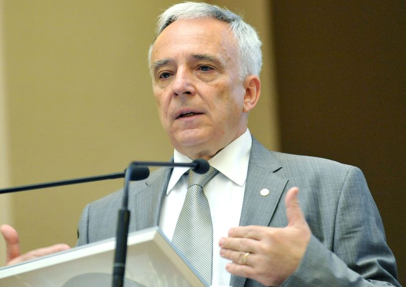 Asigurările sociale au o gaură cât rezerva de aur