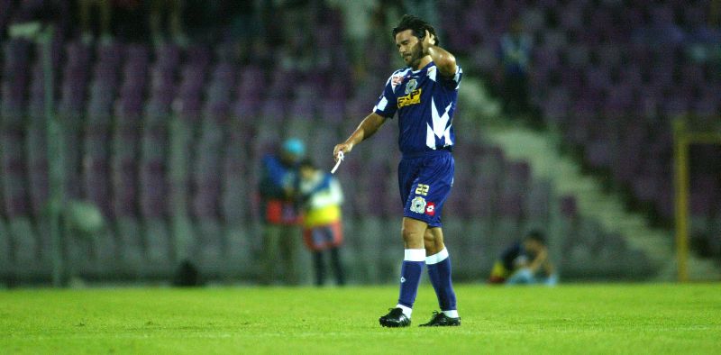 Cosmin Contra se joacă de-a retragerea