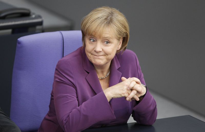 Două voturi de neîncredere pentru cancelarul Angela Merkel
