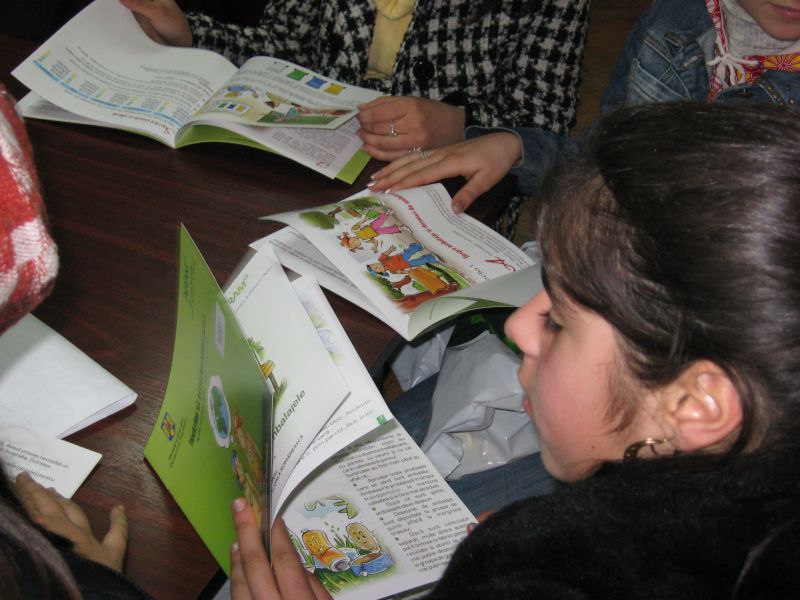 Educaţia ecologică de la mic la mare: copiii, un model pentru părinţi