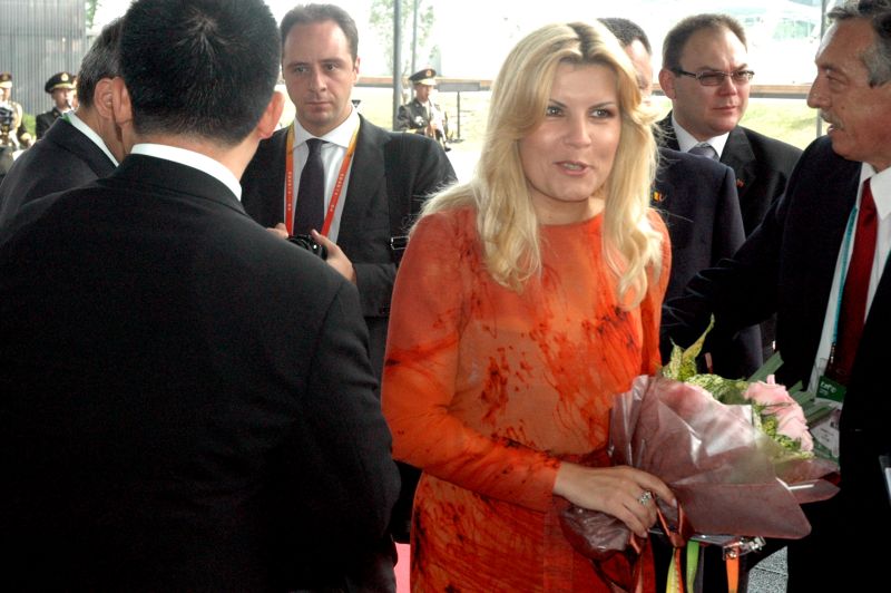 Elena Udrea a lansat brandul turistic. "Nu cred că există persoană mai mândră de cetăţenia ei"