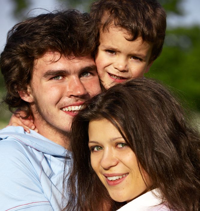 Familia - "celulă" de criză: mama, tata şi un singur copil