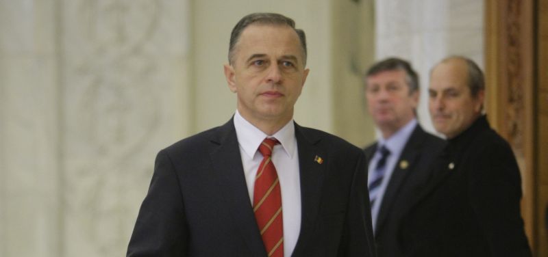 Geoană şi-a donat salariul pentru victimele inundaţiilor