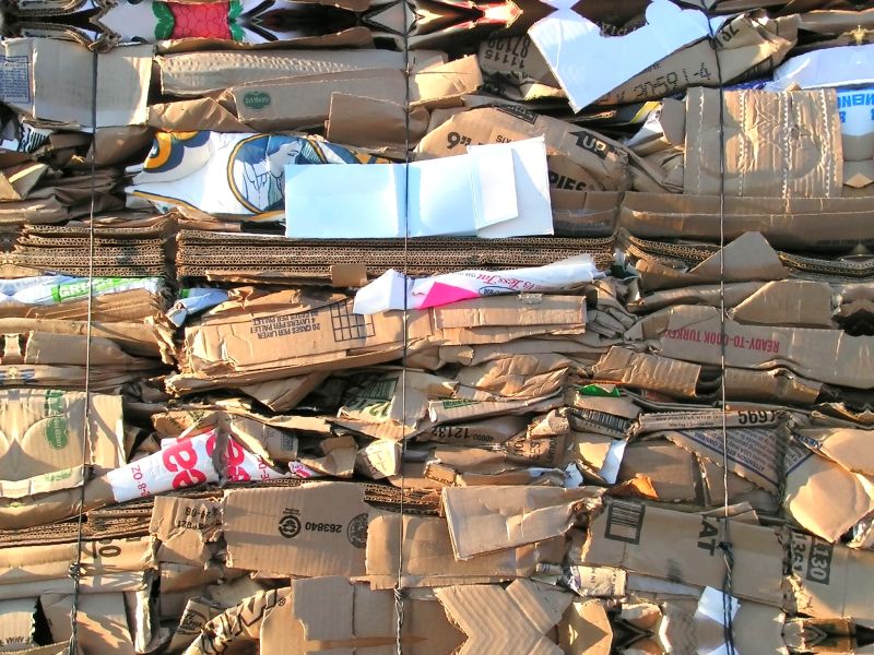 Noi posibilităţi de reciclare a hârtiei pentru firmele din Bucureşti