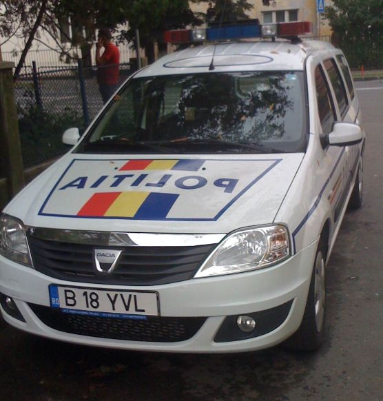 Sirenele maşinilor de poliţie, nocive pentru trecători