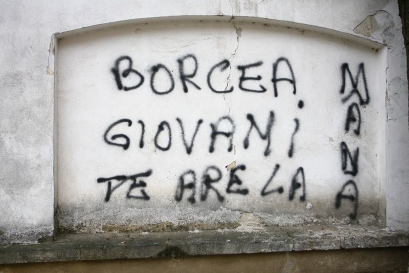 Suporterii dinamovişti s-au revoltat contra conducătorilor