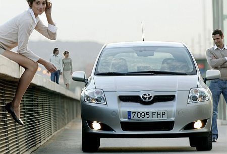 Toyota despre sistemele de acceleraţie: "Americanii au încurcat pedalele"