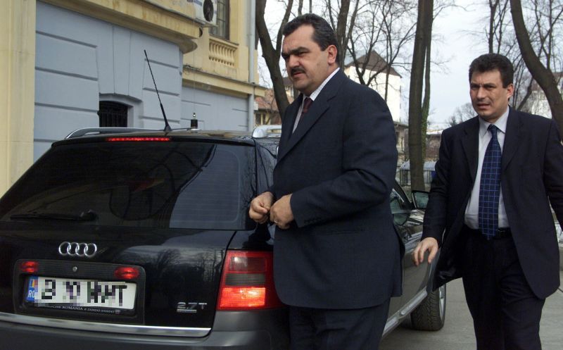 Valuri mari pe litoral: 45 de primari chemaţi la DNA
