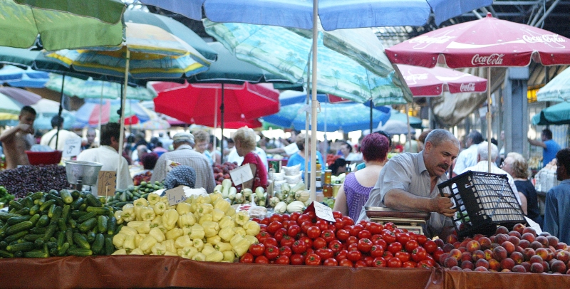 VIAŢA LA -25%: "Abonamente" la ţărani