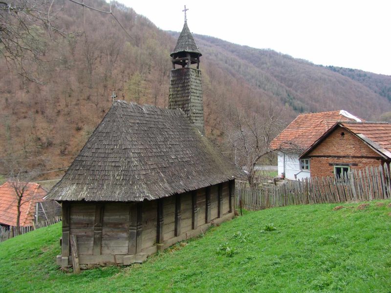 Bisericile din lemn dispar pe motiv de criză