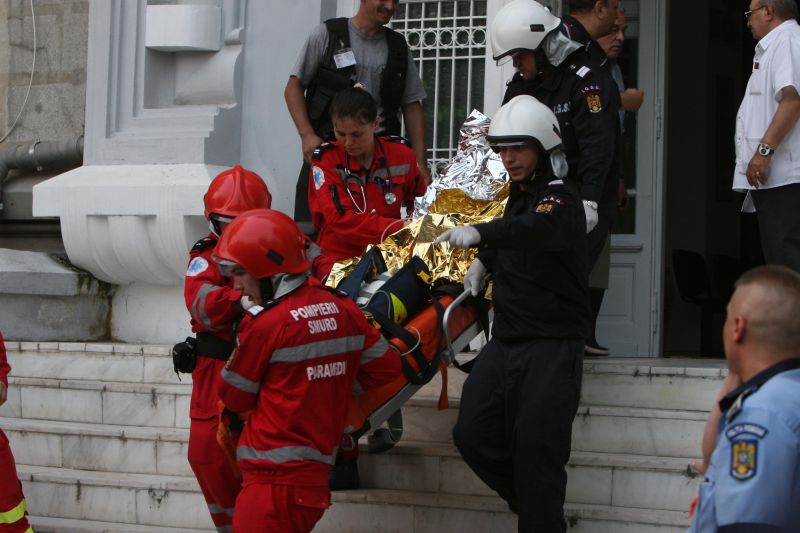 Evacuarea de la Maternitatea Giuleşti s-a încheiat