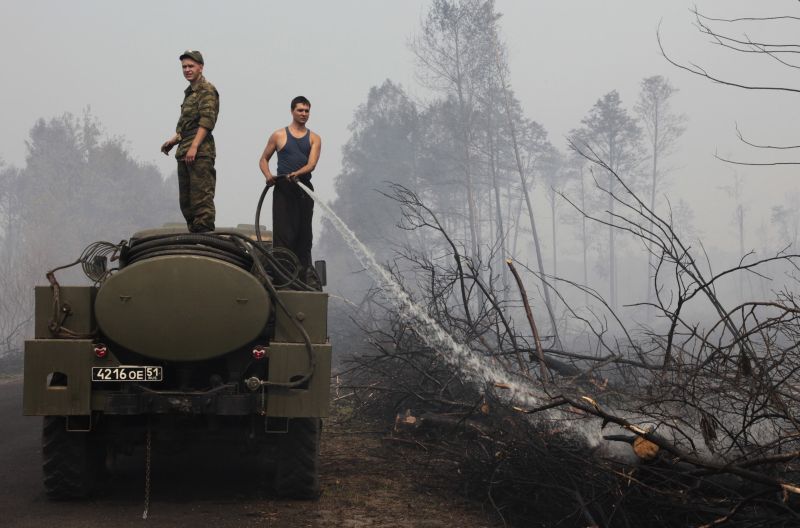 Incendiul de lângă Cernobâl va fi stins în curând