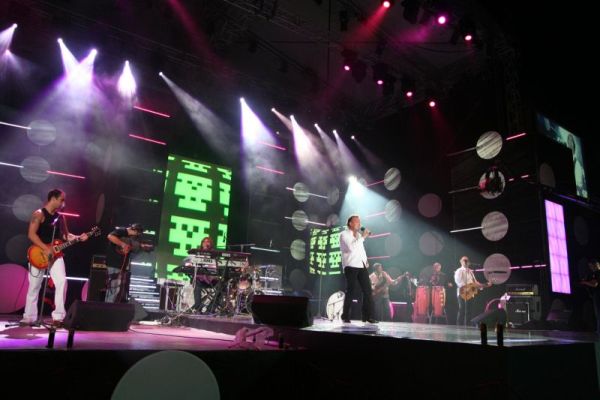 La Mamaia a câştigat melodia compusă de Petru pentru Mădălina Manole