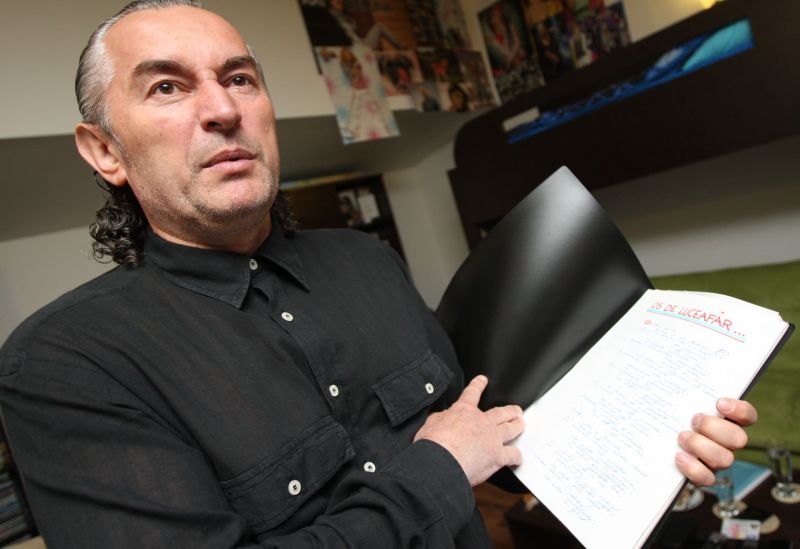 Miron Cozma strânge semnături pentru Partidul Muncitorilor din România de ziua lui