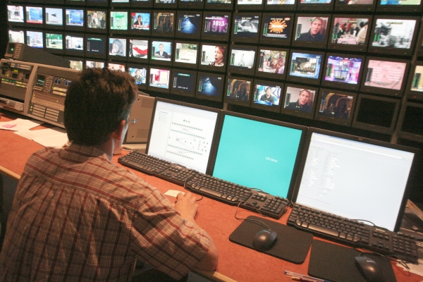 Pentru ce emisiuni merită să deschizi televizorul