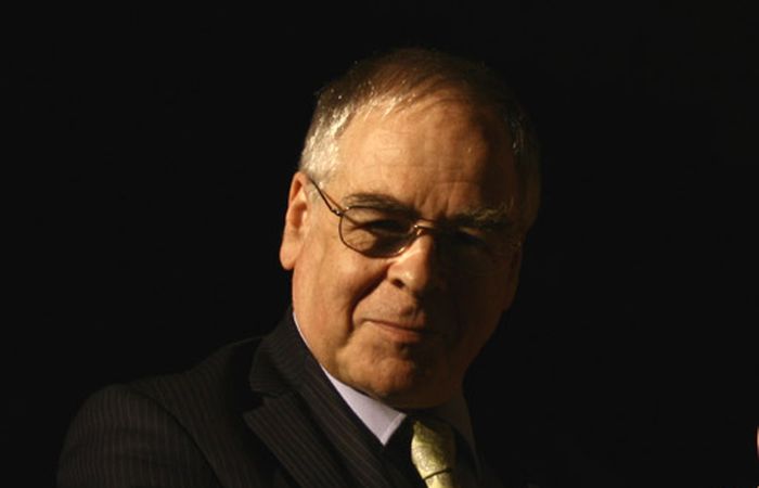 “Romii sunt cei care trebuie să se schimbe. Existenţa lor actuală e absolut disfuncţională”