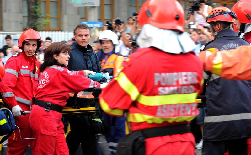 Rudele unei fetiţe ucise la Maternitatea Giuleşti n-au primit nici acum oficial vestea