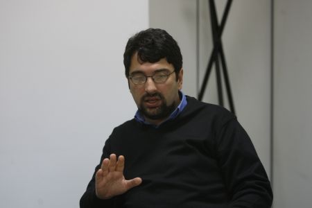 Sever Voinescu: "Unii sunt loiali PDL cât fac bani"