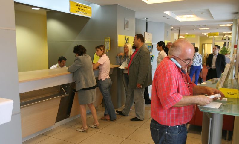 Băncile vor să discute şi să evite procesele