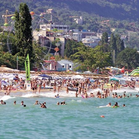 Bulgaria va introduce TVA de 9% pe turism