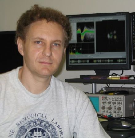 Ce ne poate creierul? Românul Valentin Drăgoi, spre răspunsul de milioane de dolari